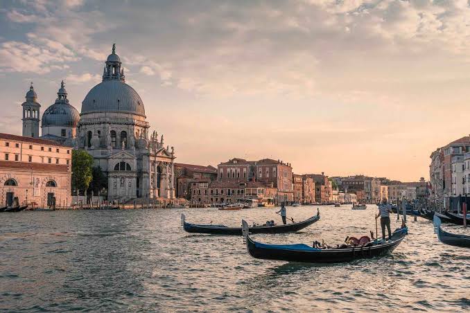 Traversée de Venise à Naples