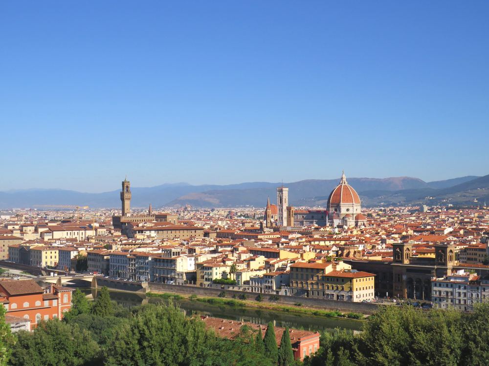 Panorama du centre de Florence avec la coupole du Duomo, vu depuis le Piazzale Michelangelo