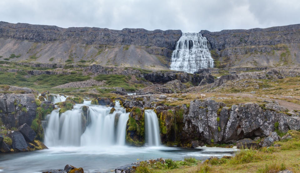 La cascade de Dynjandi, dans les fjords de l'Ouest