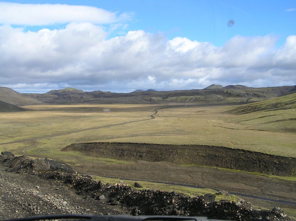 Louer un van aménagé en Islande : prix, assurances et pièges